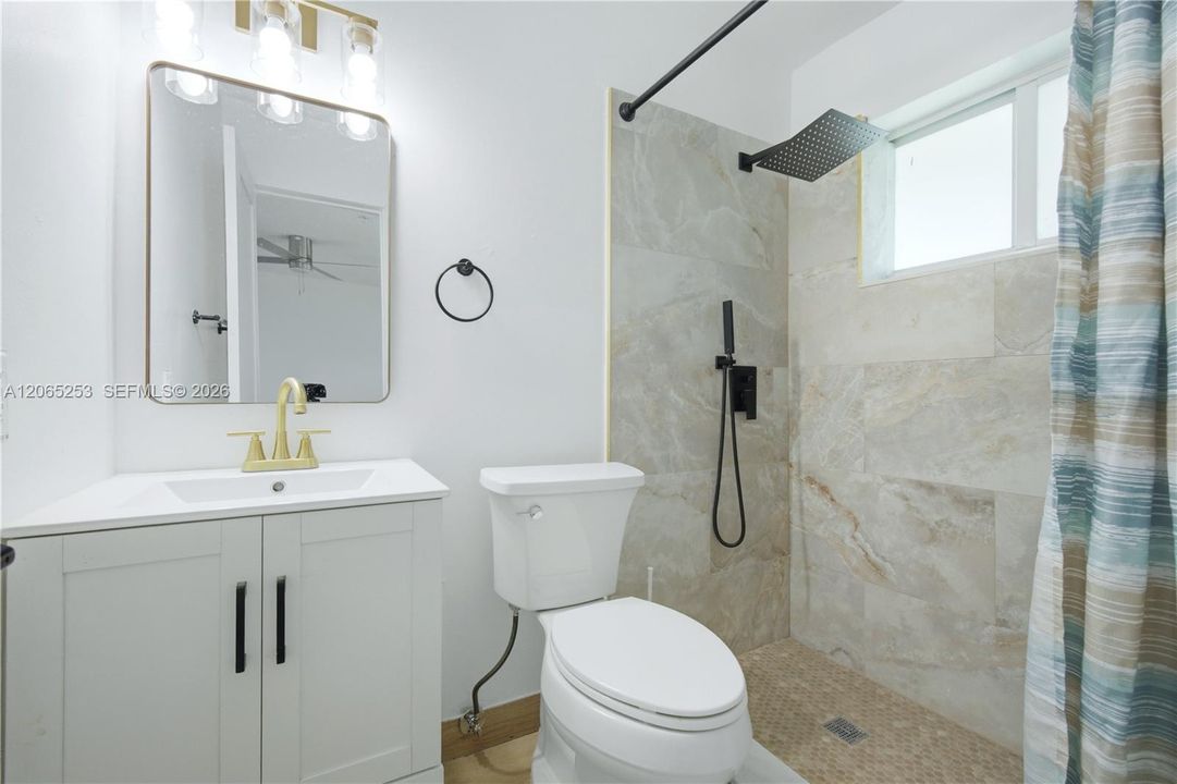 For Sale: $699,999 (0 beds, 0 baths, 1926 Square Feet)