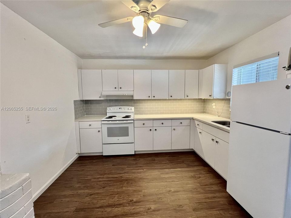 For Sale: $735,000 (0 beds, 0 baths, 2166 Square Feet)