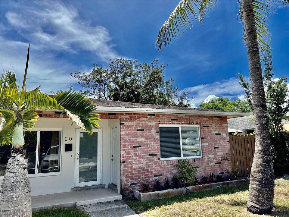 For Sale: $735,000 (0 beds, 0 baths, 2166 Square Feet)