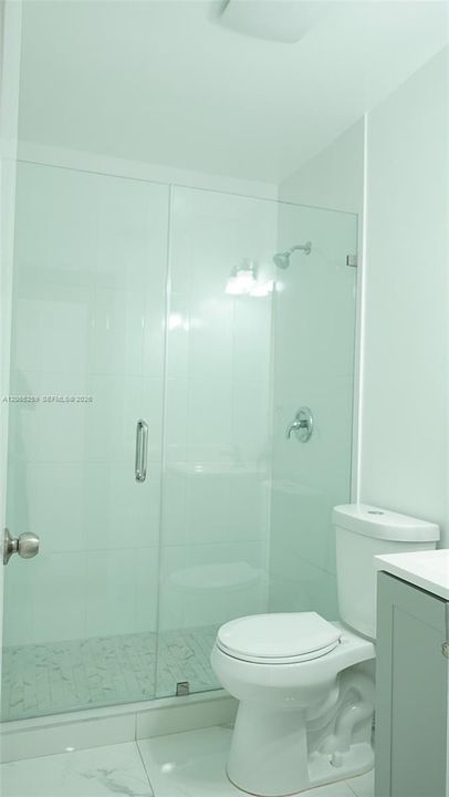 Activo con contrato: $3,450 (3 camas, 2 baños, 1274 Pies cuadrados)