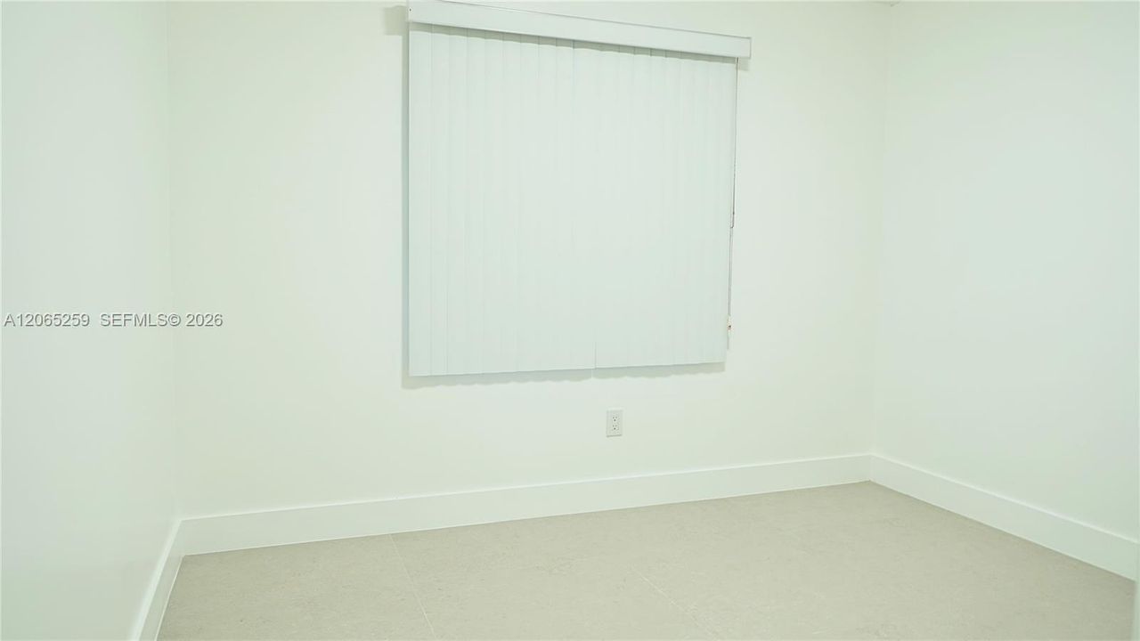 Activo con contrato: $3,450 (3 camas, 2 baños, 1274 Pies cuadrados)