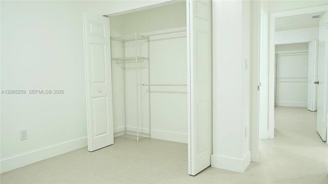 Activo con contrato: $3,450 (3 camas, 2 baños, 1274 Pies cuadrados)