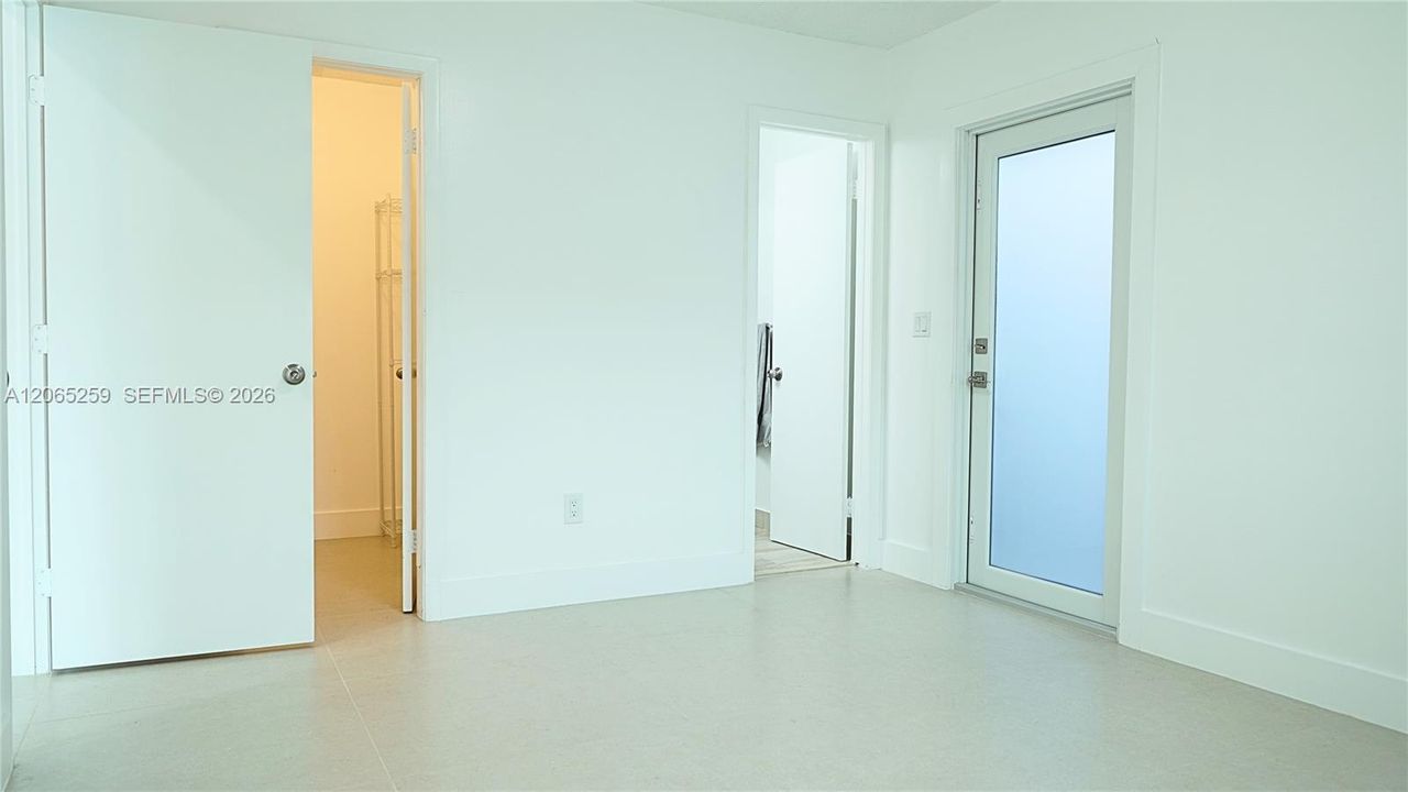 Activo con contrato: $3,450 (3 camas, 2 baños, 1274 Pies cuadrados)