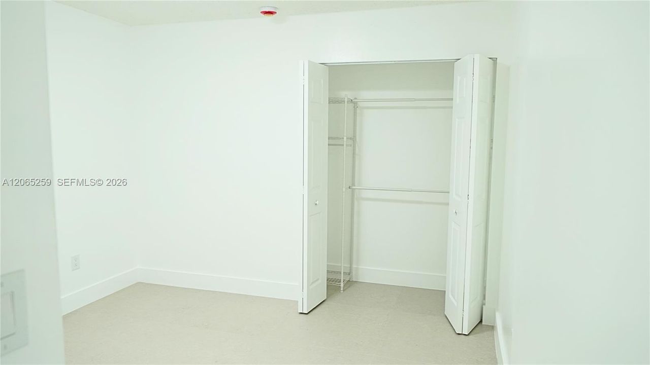 Activo con contrato: $3,450 (3 camas, 2 baños, 1274 Pies cuadrados)