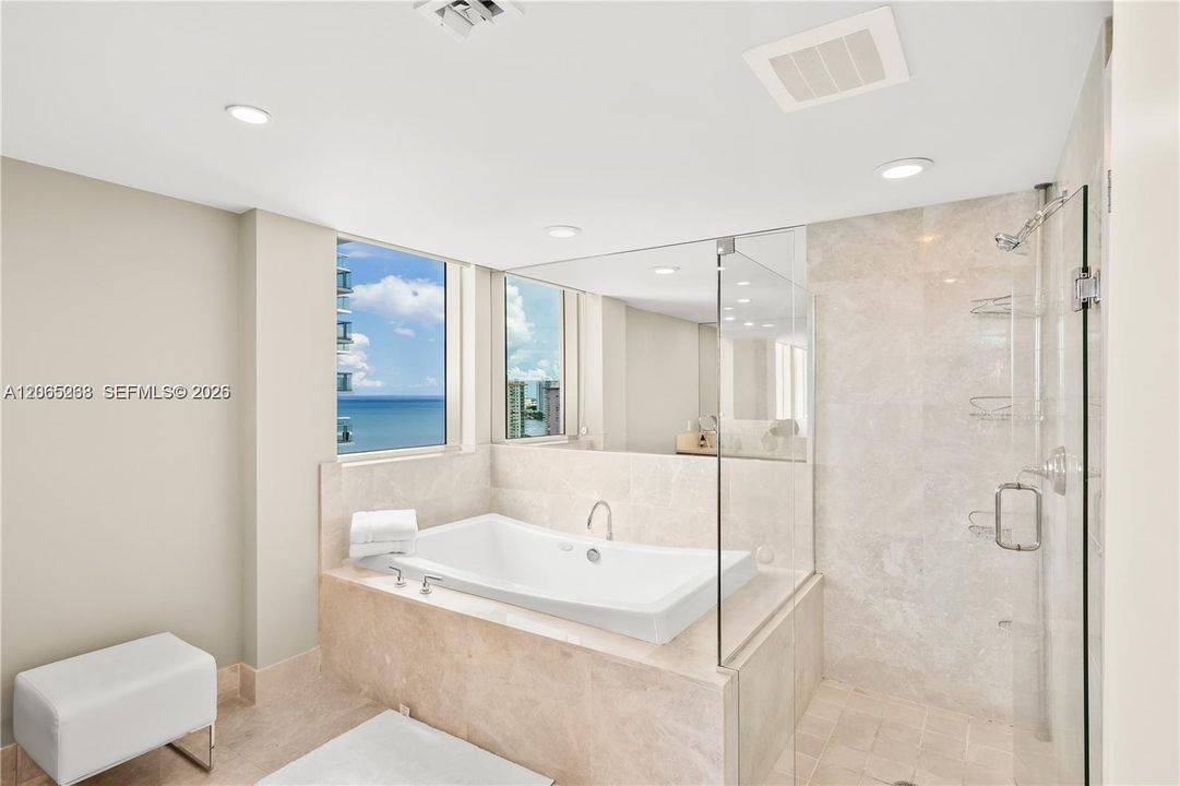 For Rent: $11,900 (3 beds, 3 baths, 1863 Square Feet)