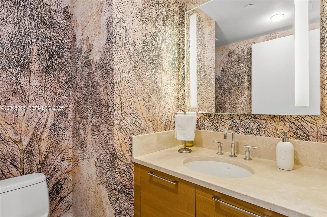 For Rent: $11,900 (3 beds, 3 baths, 1863 Square Feet)