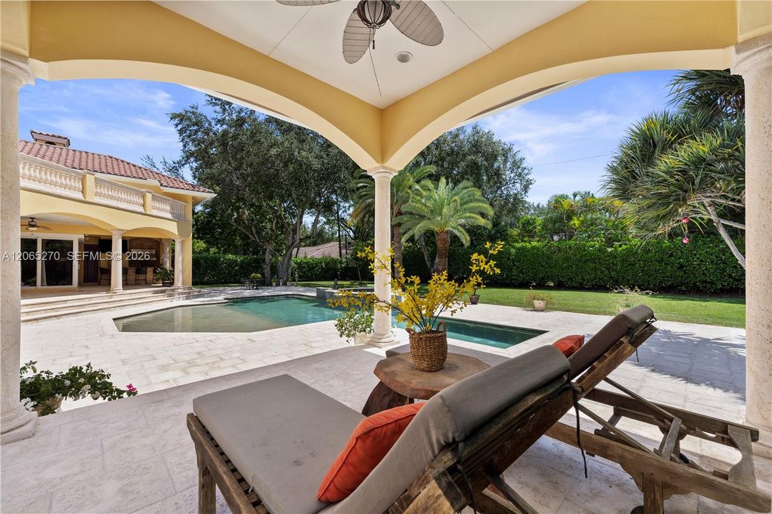 For Sale: $4,965,000 (5 beds, 5 baths, 6239 Square Feet)