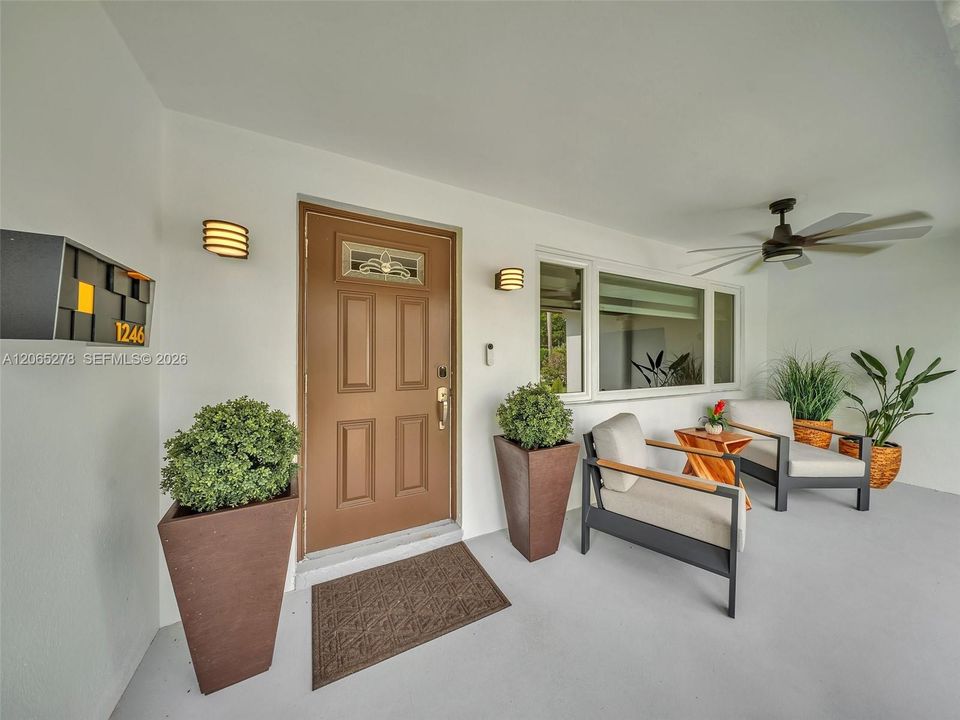 Activo con contrato: $799,000 (2 camas, 2 baños, 1329 Pies cuadrados)