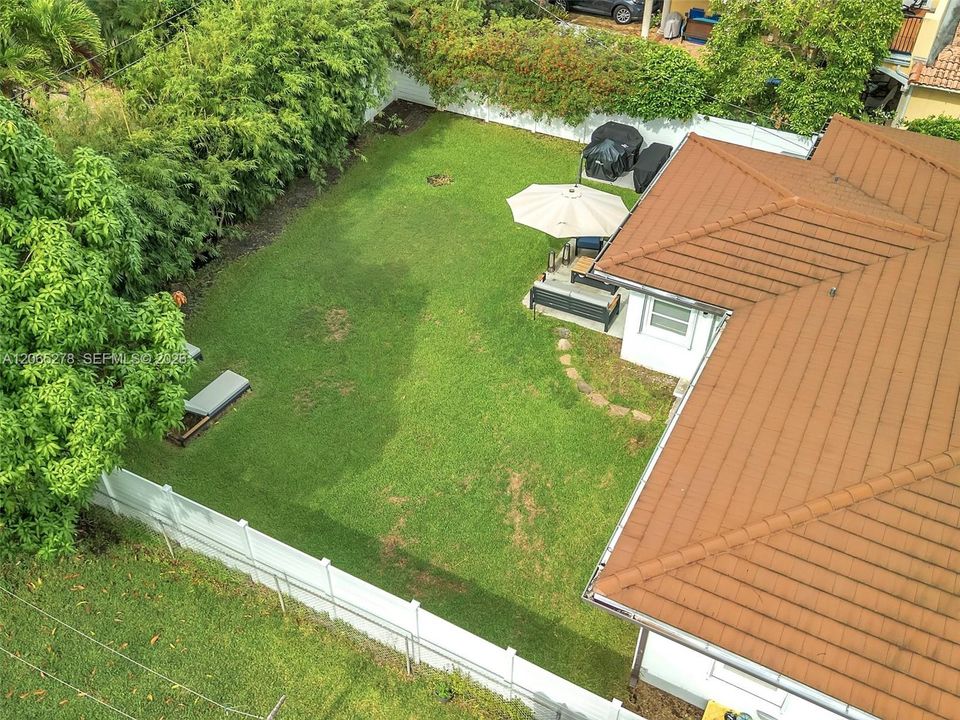 Activo con contrato: $799,000 (2 camas, 2 baños, 1329 Pies cuadrados)