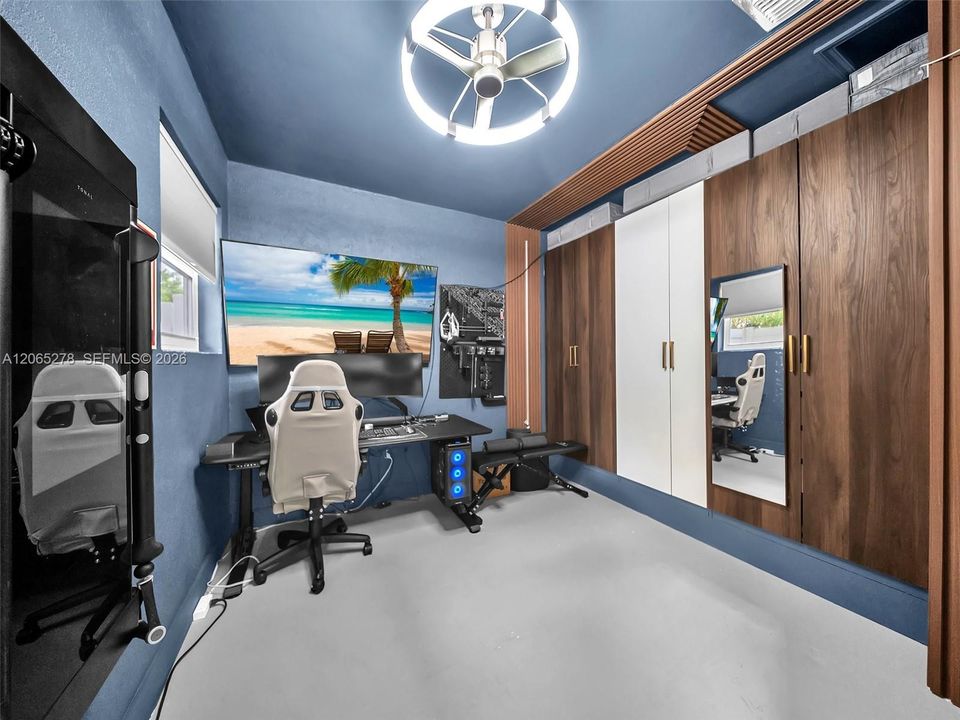 Activo con contrato: $799,000 (2 camas, 2 baños, 1329 Pies cuadrados)