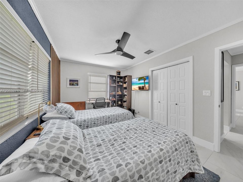 Activo con contrato: $799,000 (2 camas, 2 baños, 1329 Pies cuadrados)