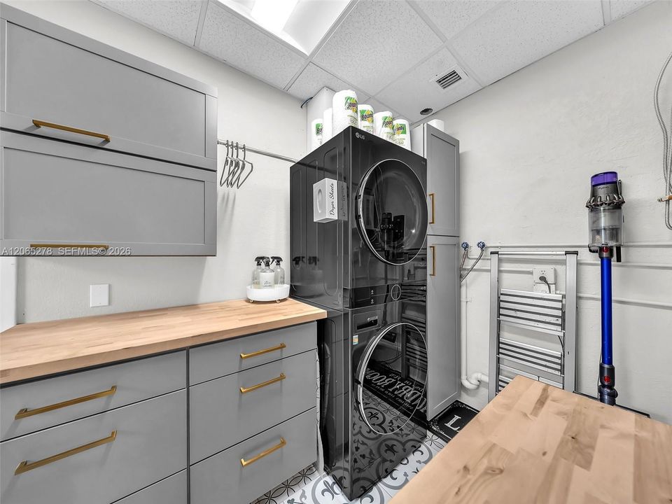 Activo con contrato: $799,000 (2 camas, 2 baños, 1329 Pies cuadrados)
