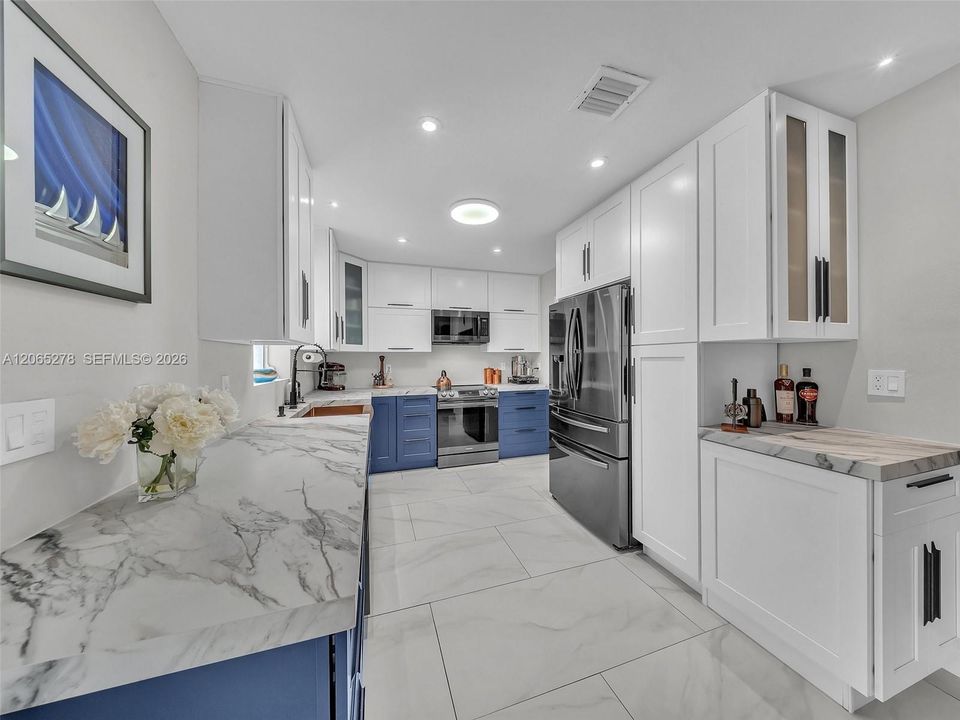 Activo con contrato: $799,000 (2 camas, 2 baños, 1329 Pies cuadrados)
