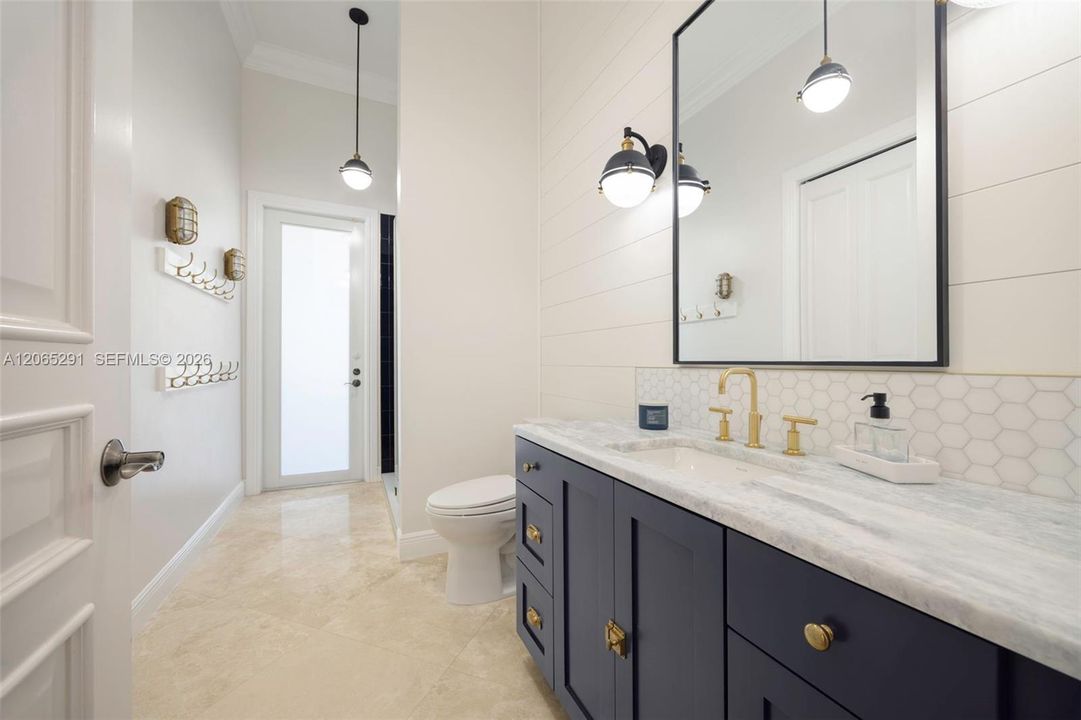 For Sale: $2,500,000 (4 beds, 3 baths, 3662 Square Feet)