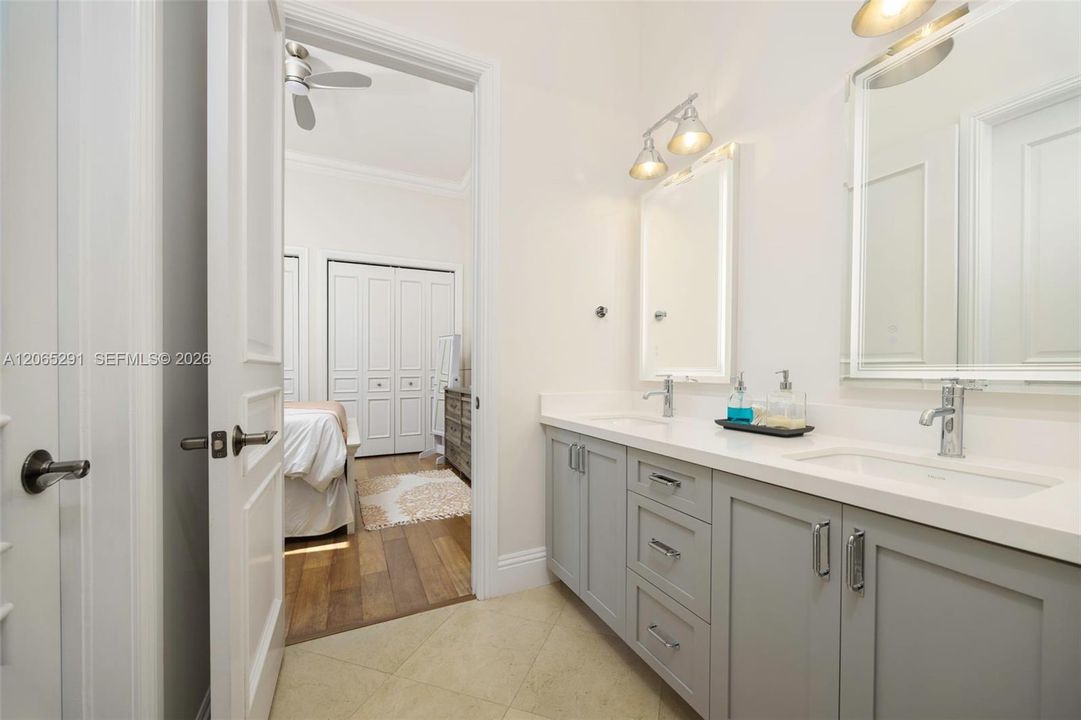 For Sale: $2,500,000 (4 beds, 3 baths, 3662 Square Feet)
