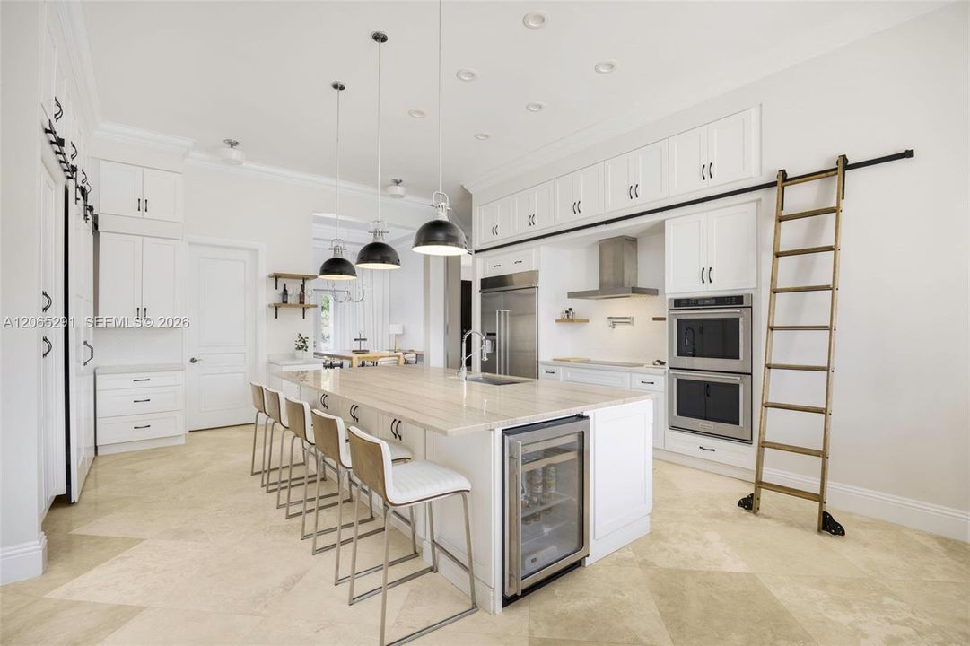 For Sale: $2,500,000 (4 beds, 3 baths, 3662 Square Feet)