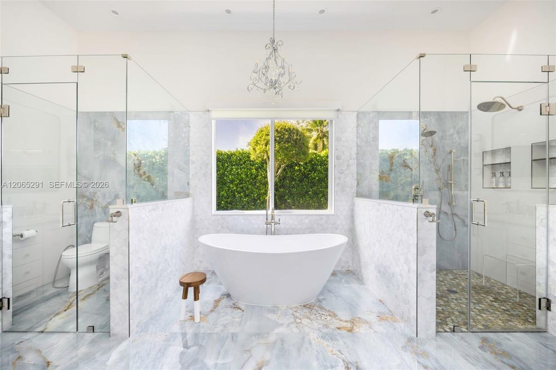 For Sale: $2,500,000 (4 beds, 3 baths, 3662 Square Feet)