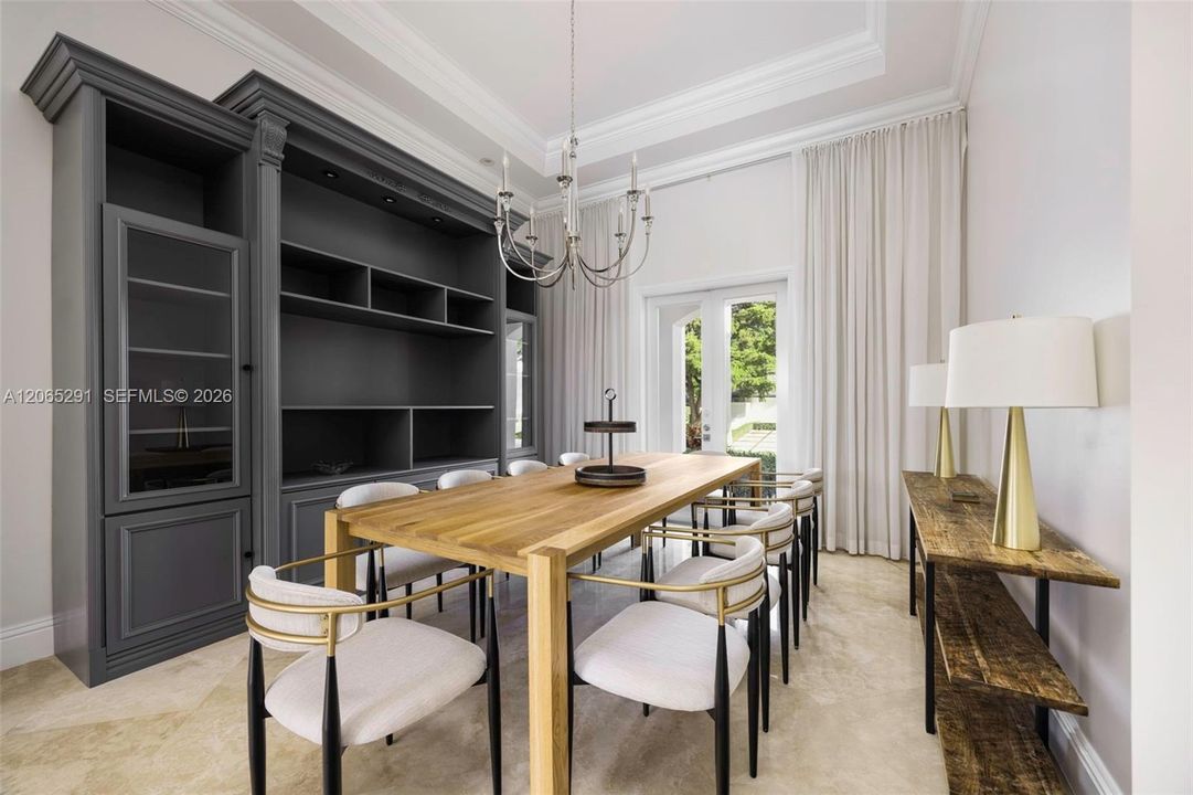 For Sale: $2,500,000 (4 beds, 3 baths, 3662 Square Feet)