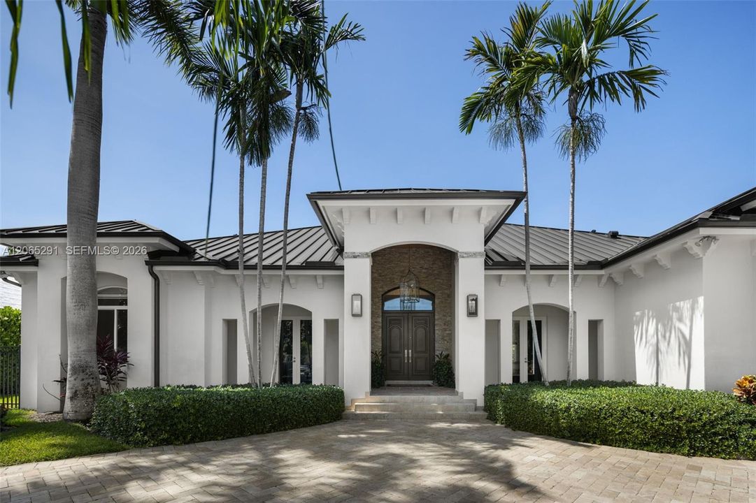 For Sale: $2,500,000 (4 beds, 3 baths, 3662 Square Feet)