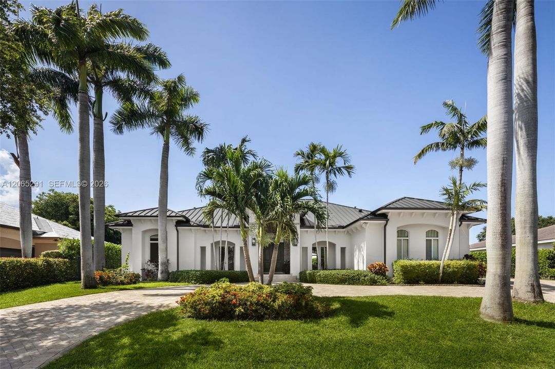 For Sale: $2,500,000 (4 beds, 3 baths, 3662 Square Feet)