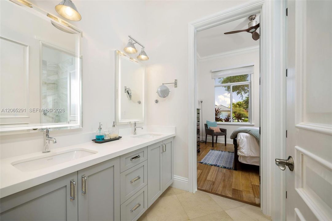 For Sale: $2,500,000 (4 beds, 3 baths, 3662 Square Feet)