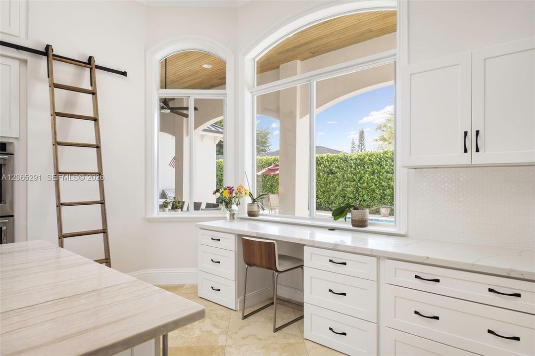For Sale: $2,500,000 (4 beds, 3 baths, 3662 Square Feet)