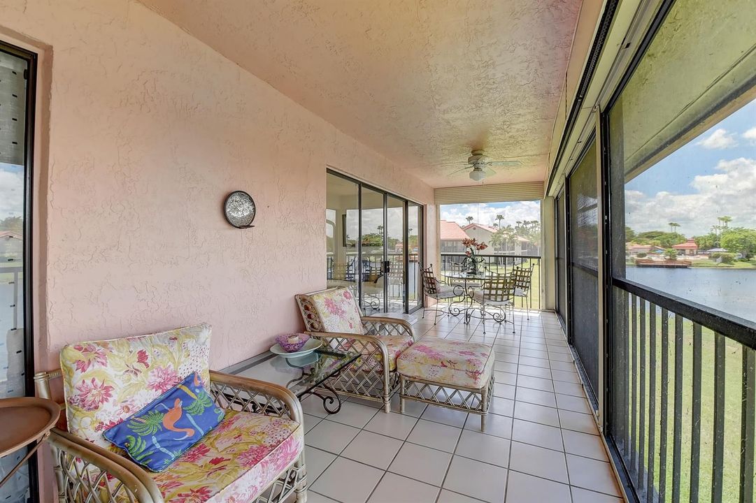 SCREENED LANAI
