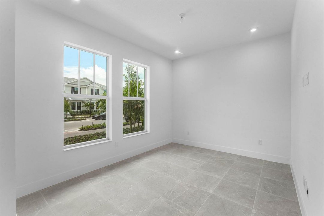 022-888SouthwestNewfieldAvenue-PalmCity-