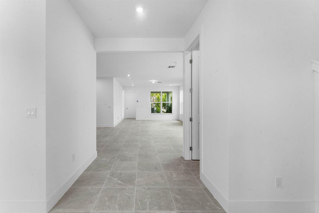 006-888SouthwestNewfieldAvenue-PalmCity-