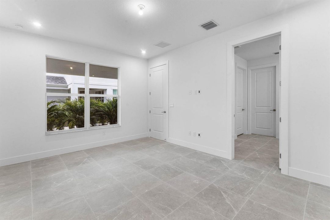 018-888SouthwestNewfieldAvenue-PalmCity-
