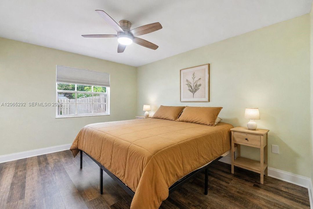 For Sale: $350,000 (3 beds, 2 baths, 1260 Square Feet)