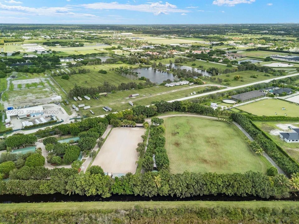 Recientemente alquilado: $225,000 (4 camas, 2 baños, 2292 Pies cuadrados)