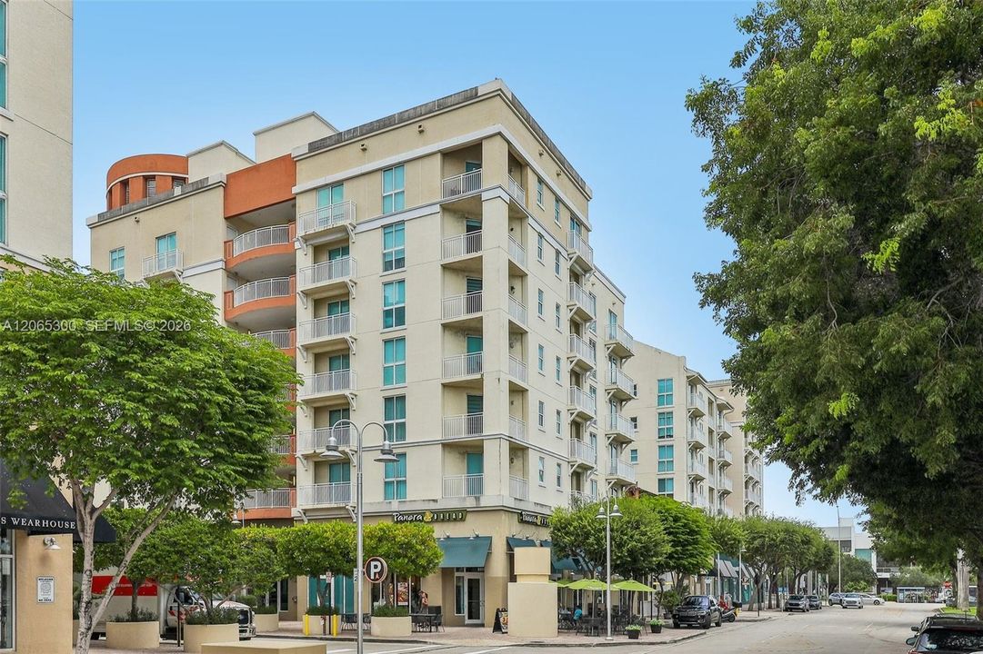 For Sale: $595,000 (3 beds, 2 baths, 1529 Square Feet)