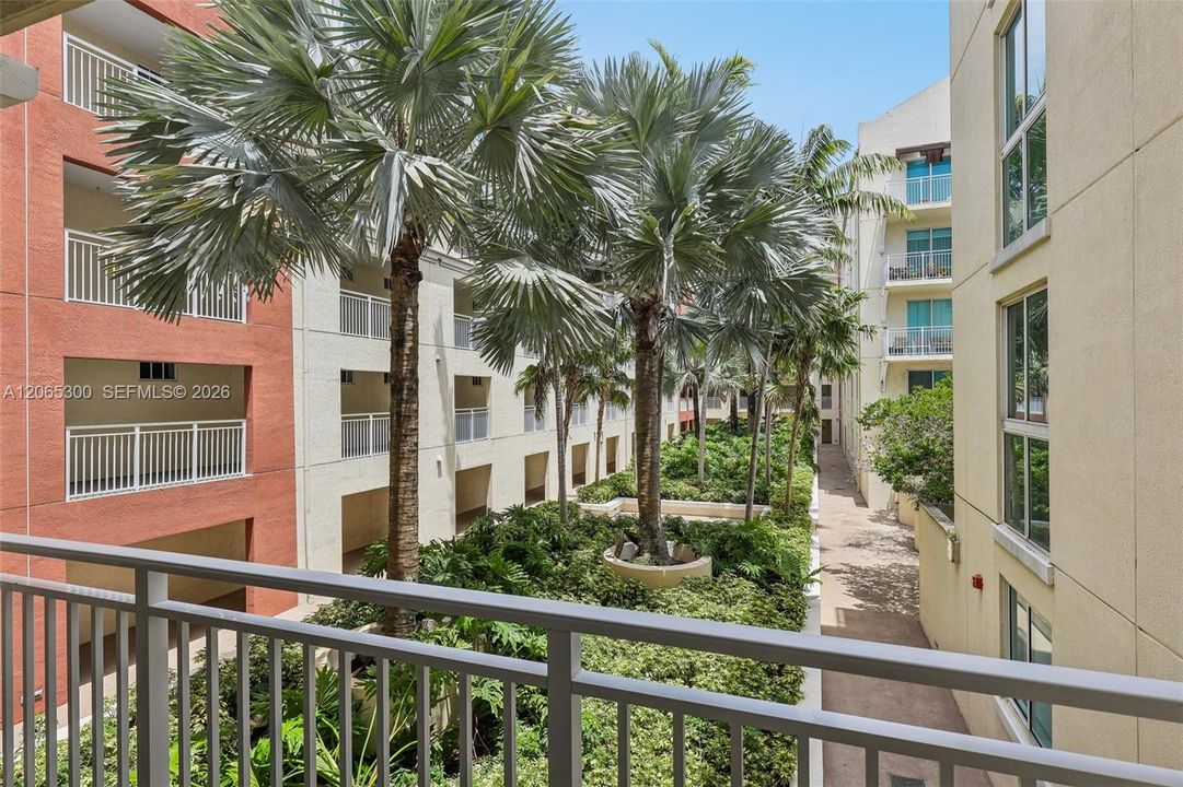 For Sale: $595,000 (3 beds, 2 baths, 1529 Square Feet)