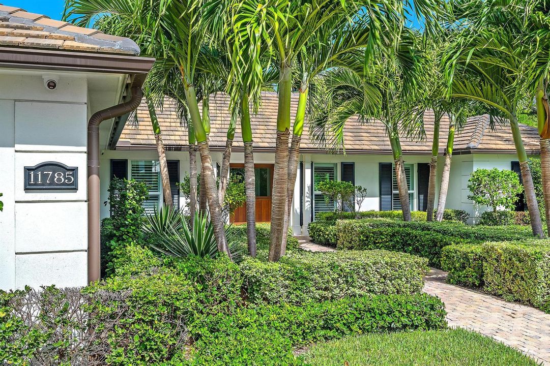 11785 Lake Shore Pl-32