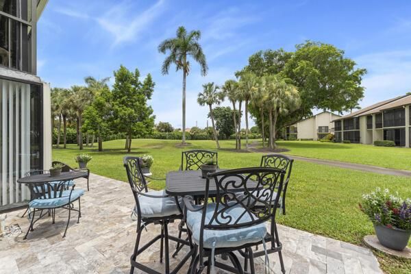 Patio Golf View