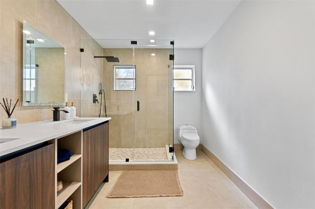 For Sale: $649,500 (4 beds, 2 baths, 2346 Square Feet)