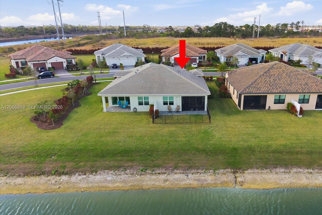 For Sale: $315,000 (2 beds, 2 baths, 1259 Square Feet)