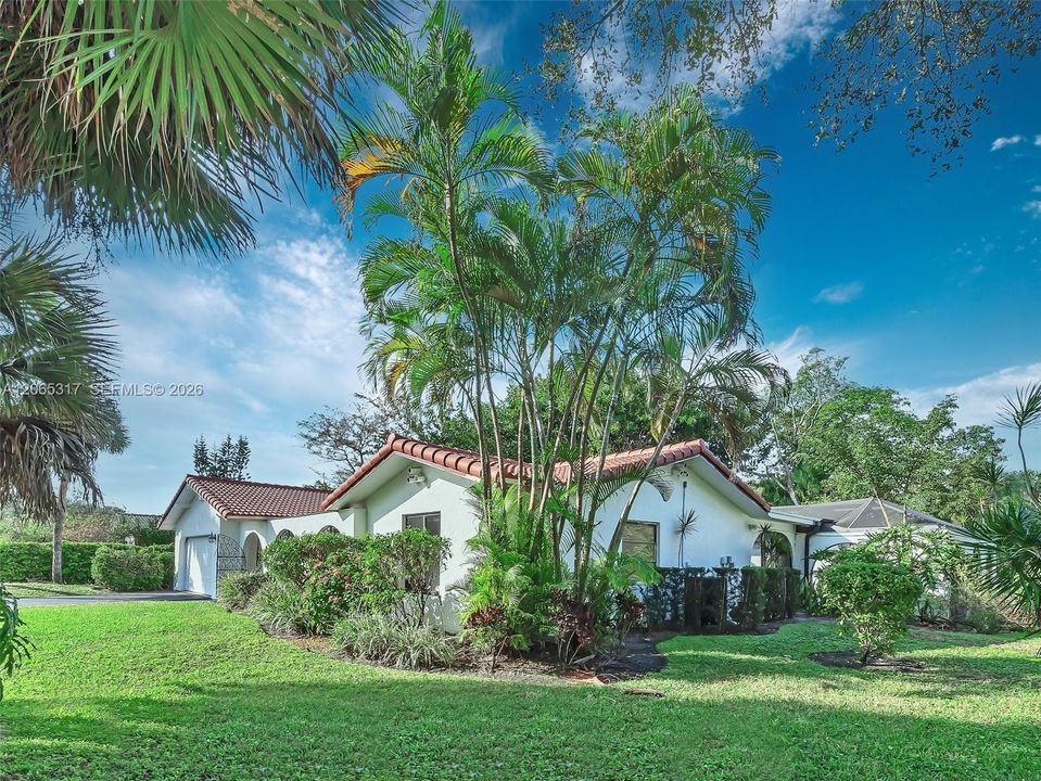 For Sale: $749,000 (4 beds, 2 baths, 0 Square Feet)