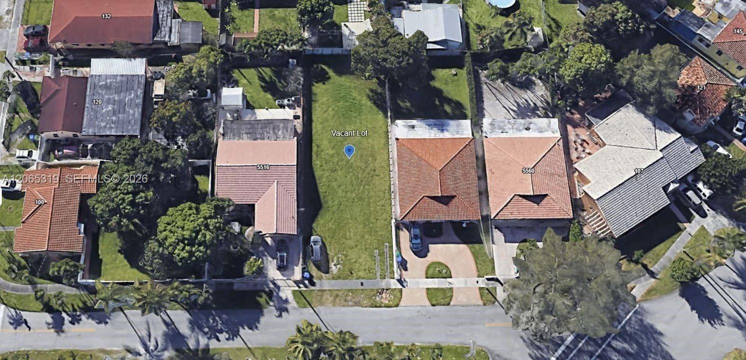 En Venta: $715,000 (0.16 acres)