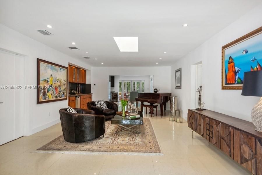 For Sale: $1,980,000 (4 beds, 3 baths, 2452 Square Feet)