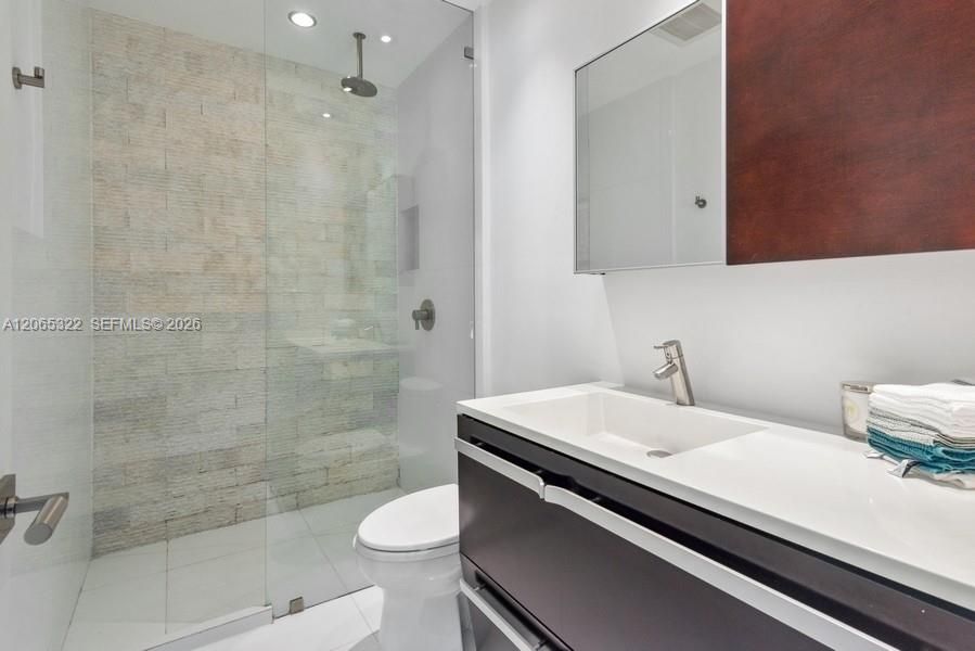 For Sale: $1,980,000 (4 beds, 3 baths, 2452 Square Feet)