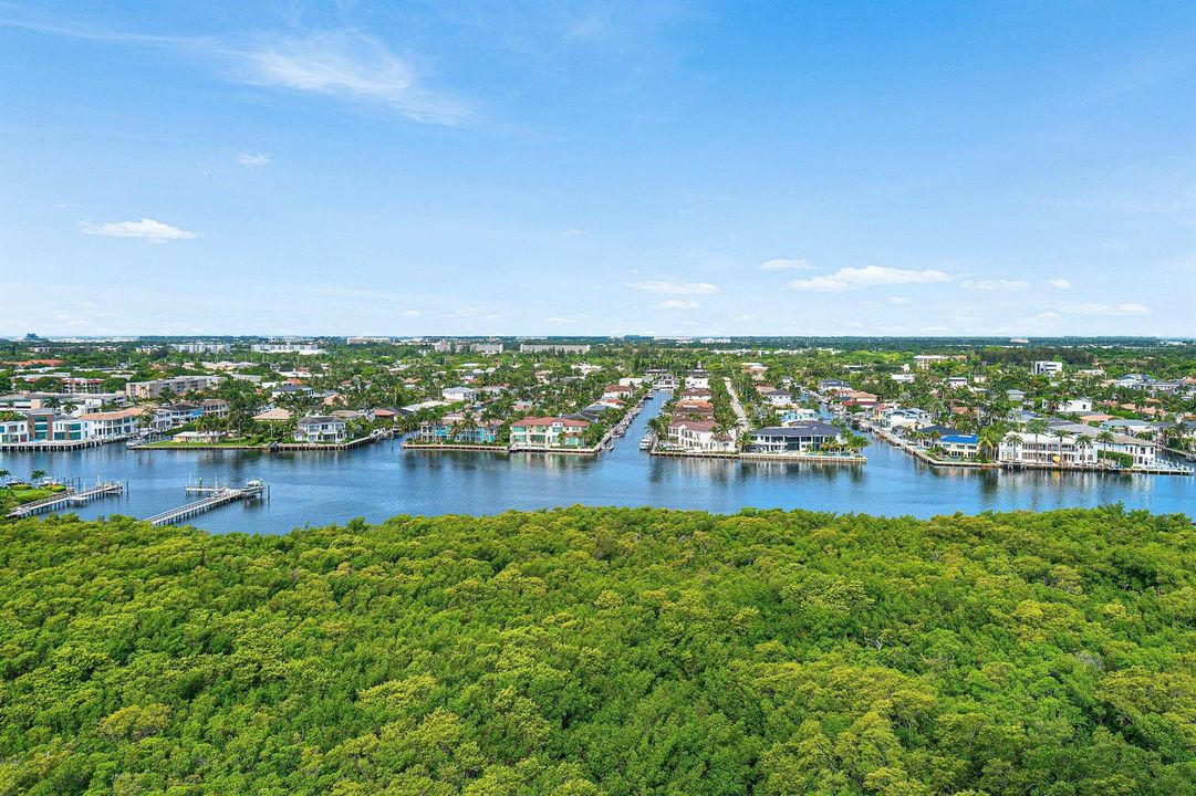 INTRACOASTAL & CITY VIEWS
