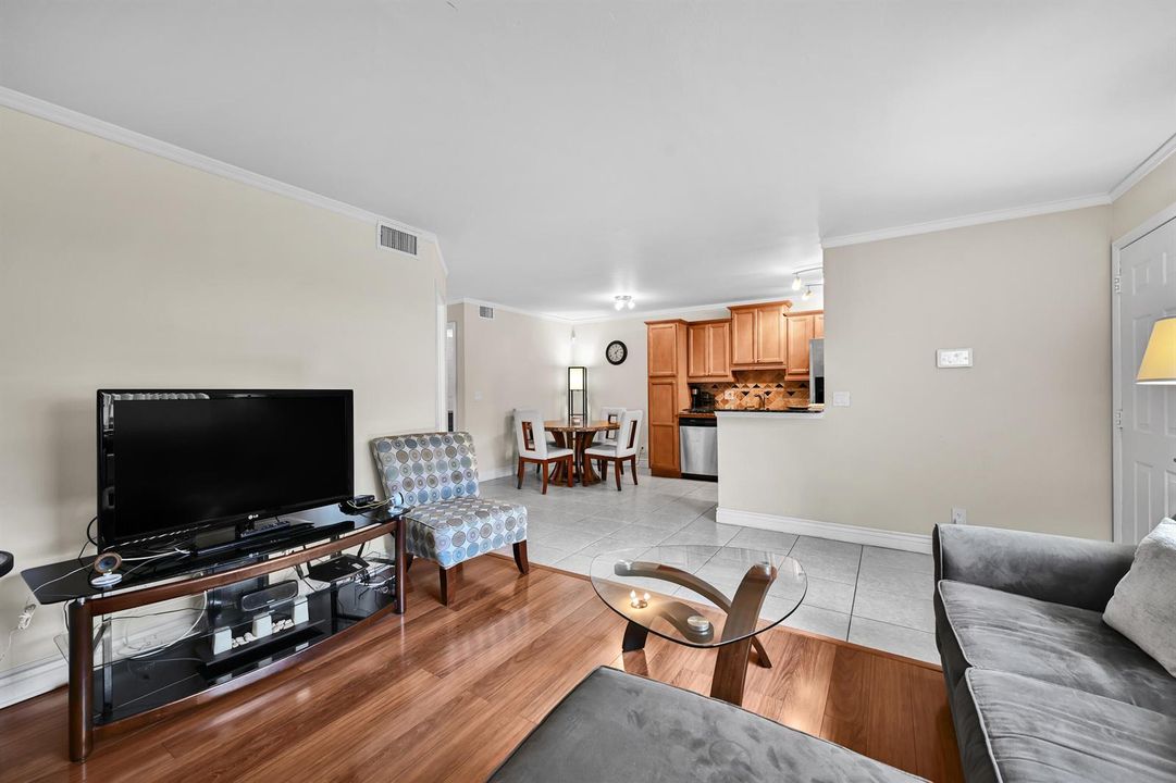 522 Trace Circle 102 00015