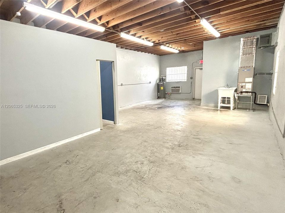 En Renta: $2,400 (0 camas, 0 baños, 0 Pies cuadrados)