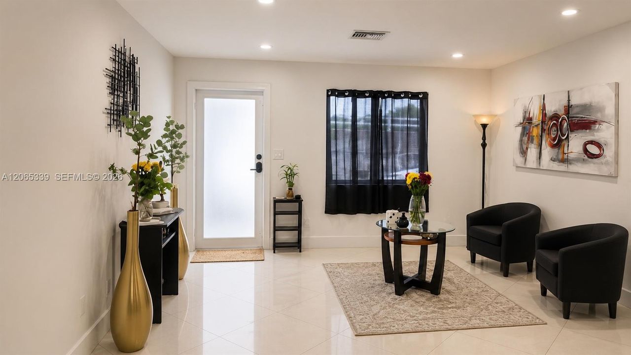 Active With Contract: $605,000 (3 beds, 2 baths, 1315 Square Feet)