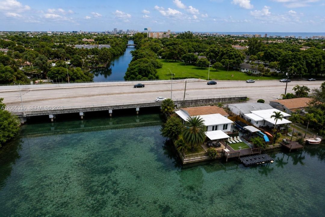 Active With Contract: $605,000 (3 beds, 2 baths, 1315 Square Feet)
