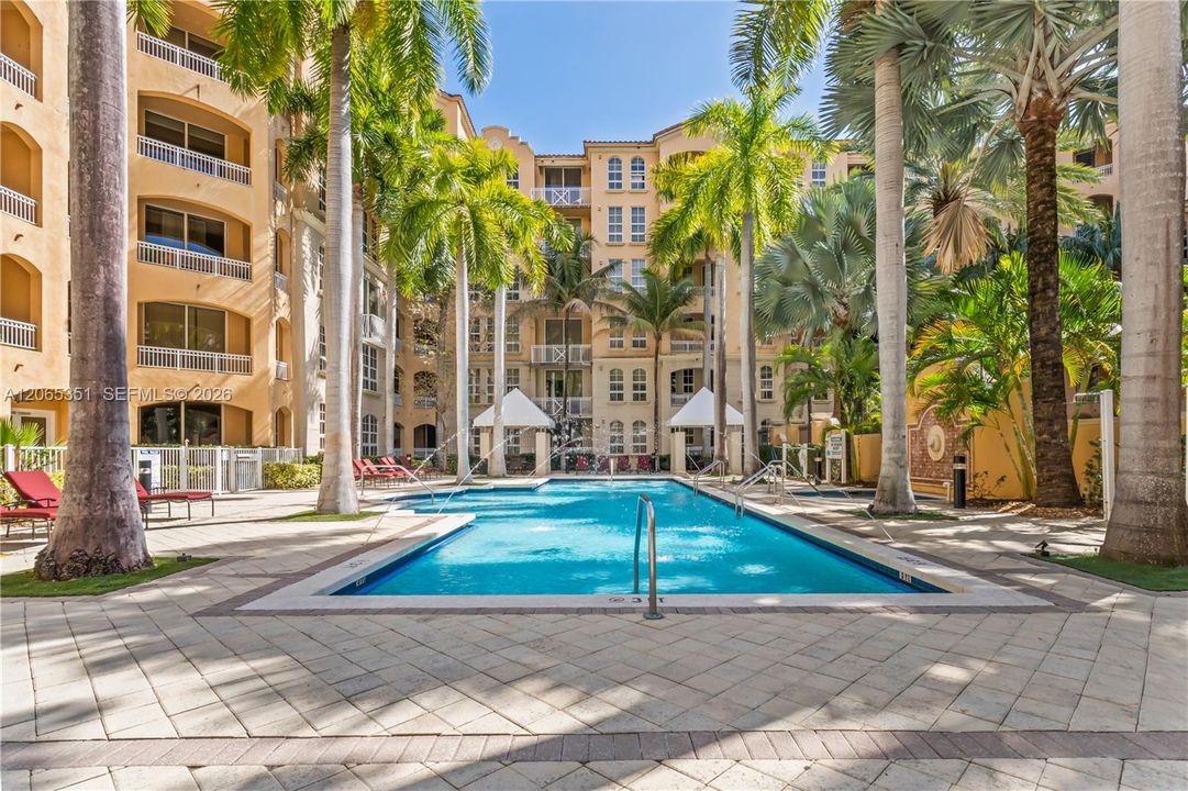 На продажу: $555,000 (2 спален, 2 ванн, 1288 Квадратных фут)