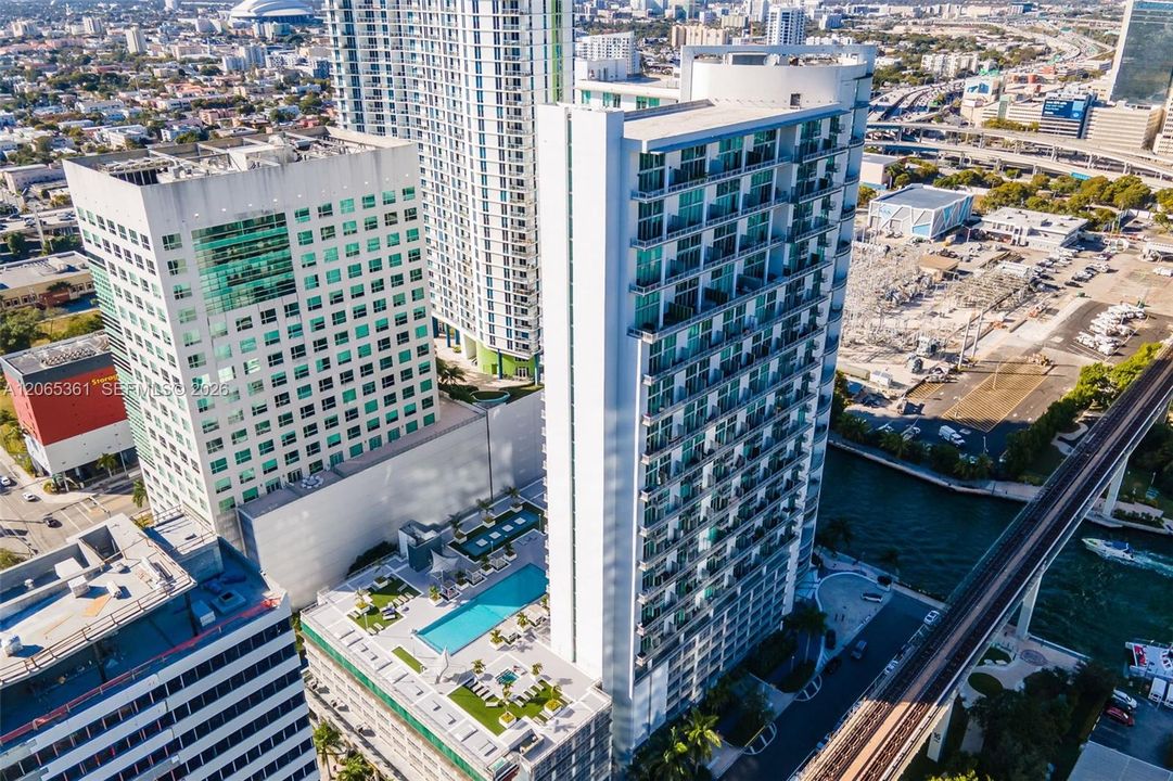 En Venta: $430,000 (1 camas, 1 baños, 843 Pies cuadrados)