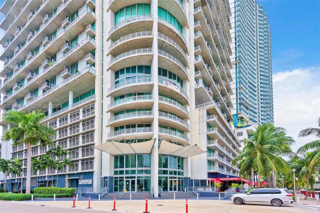 En Venta: $430,000 (1 camas, 1 baños, 843 Pies cuadrados)